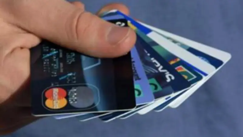 বাংলাদেশে কার্ড লেনদেনে অভূতপূর্ব বৃদ্ধি: ৫ বছরে ১৪৩ শতাংশ বেড়েছে