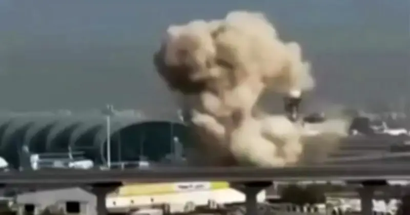 কুয়েতে ড্রোন ও ক্ষেপণাস্ত্র হামলায় দুই সীমান্তরক্ষী নিহত, বিমানবন্দরসহ গুরুত্বপূর্ণ স্থাপনা ক্ষতিগ্রস্ত