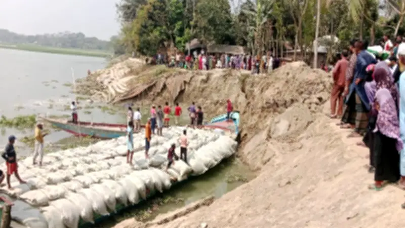 মধুমতির ভাঙনে শতাধিক পরিবার গৃহহীন, স্বাস্থ্যমন্ত্রীর ক্ষোভ ও রাজধানীতে সয়াবিন তেল সংকট