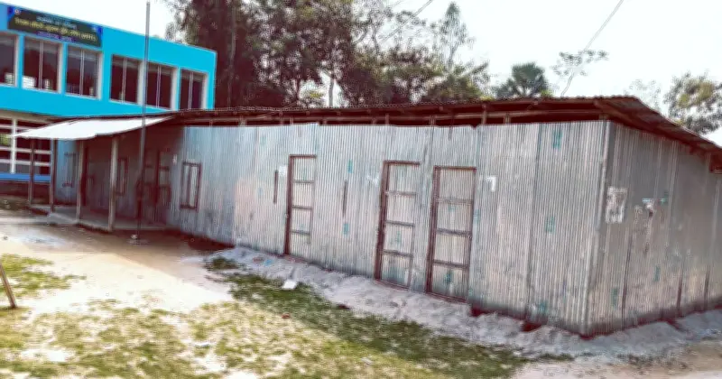 কুমিল্লার মনোহরগঞ্জে বন্যায় ক্ষতিগ্রস্ত শতাধিক বিদ্যালয় দেড় বছরেও সংস্কারহীন