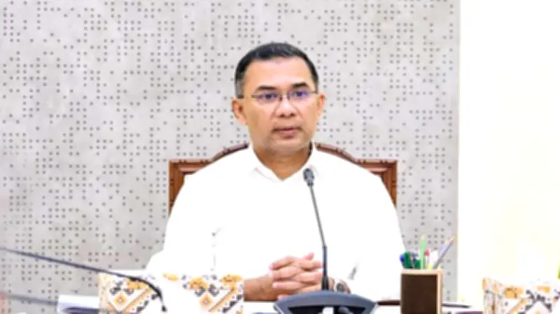 বাংলাদেশে অনলাইন শিক্ষার ভবিষ্যৎ: নতুন সম্ভাবনা ও চ্যালেঞ্জ