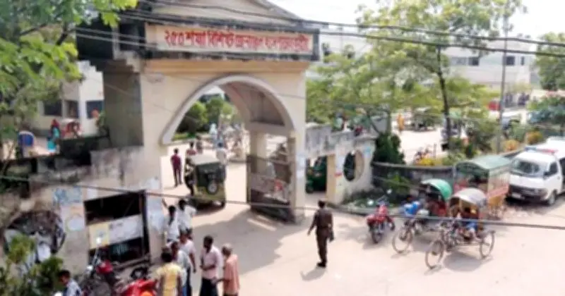 কুষ্টিয়ায় দিনদুপুরে যুবককে কুপিয়ে হত্যা: মাদক বিরোধের অভিযোগ