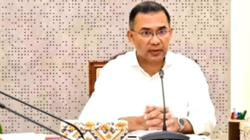 বাংলাদেশে অনলাইন শিক্ষার ভবিষ্যৎ: নতুন সম্ভাবনা ও চ্যালেঞ্জ