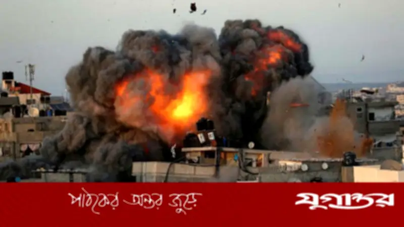গাজায় ইসরাইলি বিমান হামলায় তিনজন নিহত, যুদ্ধবিরতি লঙ্ঘনের অভিযোগ