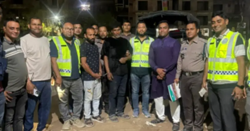 দুদক মহাপরিচালকের ছিনতাই: পুলিশের অভিযানে দুই আসামি গ্রেফতার, আইফোন উদ্ধার