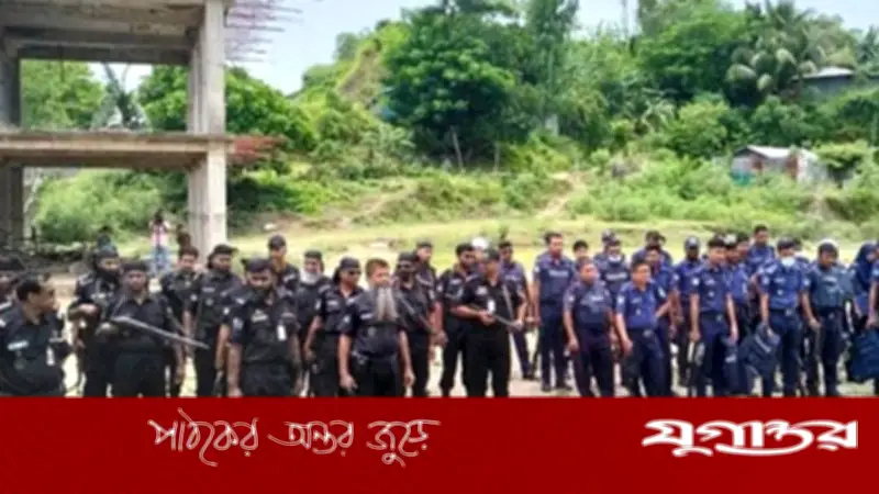 চট্টগ্রামের জঙ্গল সলিমপুরে যৌথ বাহিনীর ব্যাপক অভিযান, সন্ত্রাস নির্মূলে চার হাজার সদস্য