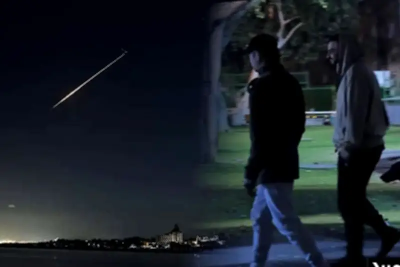 বিশ্বের বৃহত্তম সৌর বিদ্যুৎ কেন্দ্র চালু করেছে চীন, পরিবেশ বান্ধব শক্তির দিকে বড় পদক্ষেপ