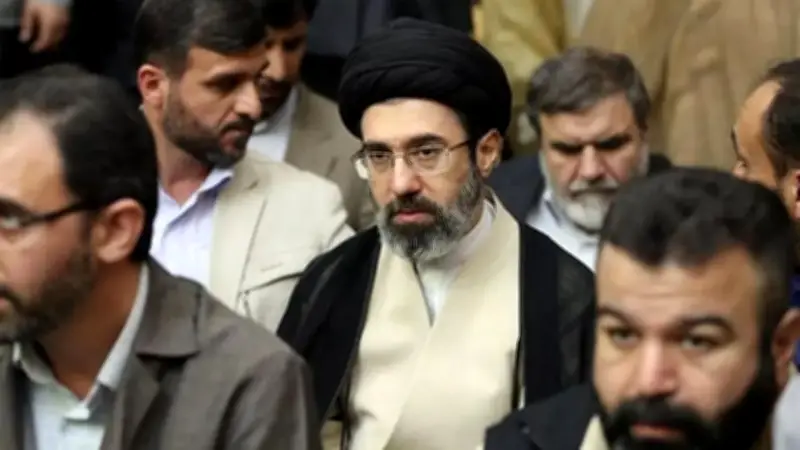 ইরানের নতুন সর্বোচ্চ নেতা মুজতবা খামেনি: পরিচিতি ও প্রেক্ষাপট