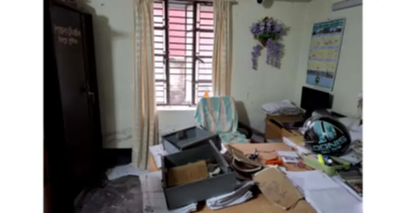 কুষ্টিয়ার মিরপুরে তিন সরকারি দফতরে একযোগে চুরি: তালা ভেঙে প্রবেশ চোরদের