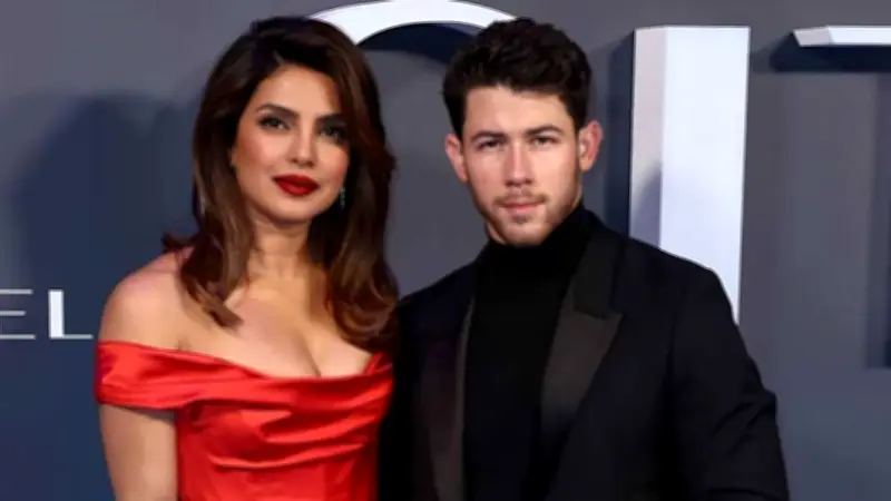 কুষ্টিয়ায় সরকারি দপ্তরে চুরি, ঈদের ছুটি বাতিল ও তেলের দাম বৃদ্ধির জরুরি বৈঠক