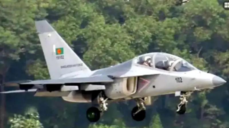 যশোরে জরুরি অবতরণ, অক্ষত পাইলট; ফ্যামিলি কার্ডে ৩৭৫৬৭ নারী-প্রধান পরিবার চূড়ান্ত