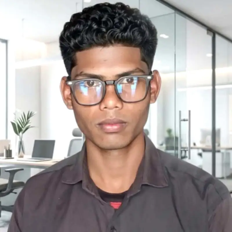 দারিদ্র্য জয় করে চিকিৎসক হওয়ার স্বপ্নে মো. লতিফুল ইসলামের সংগ্রামী যাত্রা