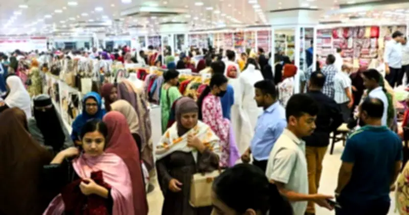 ঈদের কেনাকাটায় স্মার্ট হতে চান? এই ৫টি টিপস মেনে চলুন