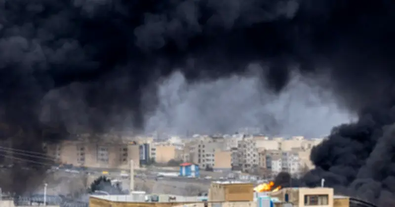 ইসরায়েল-যুক্তরাষ্ট্রের হামলায় ইরানে ১১ দিনে ১,৭০০ নিহত, তেহরানে ভয়াবহ বিস্ফোরণ