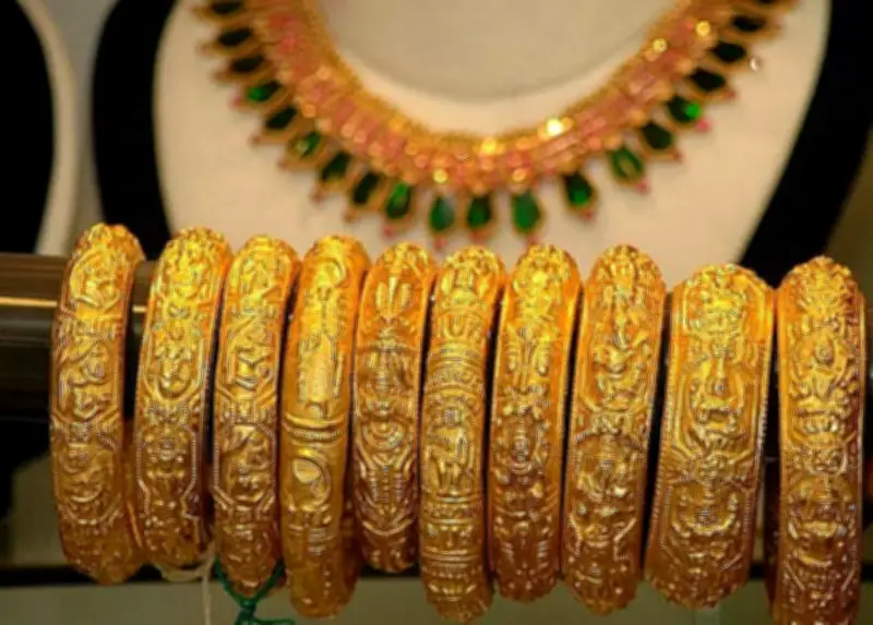 দেশে সোনার দাম বেড়ে ভরিপ্রতি ২ লাখ ৬৮ হাজার টাকা, রুপার মূল্যও বৃদ্ধি