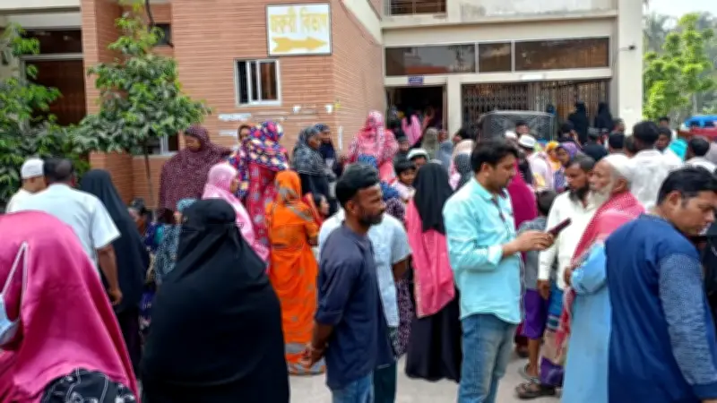 মাদারীপুরে সংঘর্ষে নিহত ১, প্রধানমন্ত্রী ফ্যামিলি কার্ড উদ্বোধন ও ইরানের অভিনন্দন