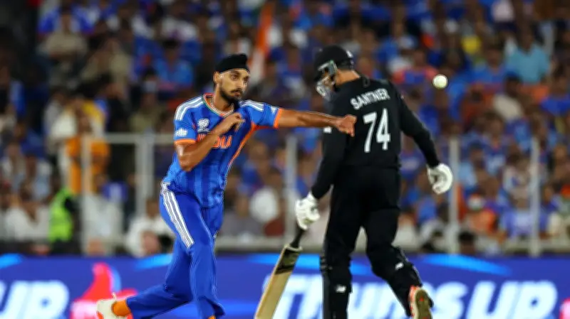 অর্শদীপ সিংয়ের জরিমানা: টি-টুয়েন্টি বিশ্বকাপ ফাইনালে বল ছোড়ার শাস্তি