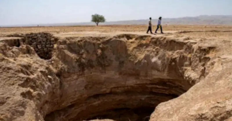 ইরানের পানিসংকট: যুদ্ধে বোমা হামলায় জলশোধন কেন্দ্র ক্ষতিগ্রস্ত, লাখ লাখ মানুষের জীবন হুমকিতে