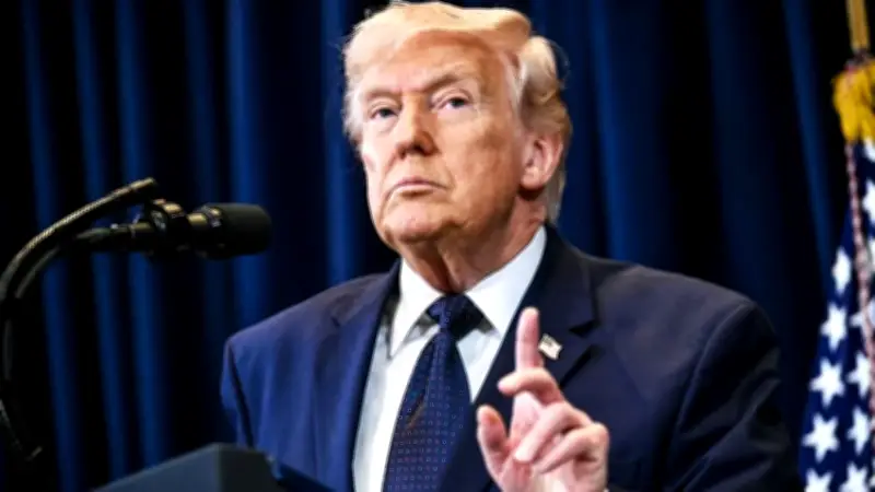 ট্রাম্পের 'আই হ্যাভ আ প্ল্যান' ও শিশির মনির ট্রাফিক আইন লঙ্ঘন: একদিনে ডিএমপির ১,১২৩ মামলা