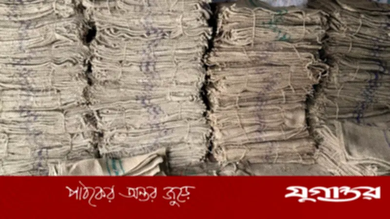 জয়পুরহাটের কালাইয়ে আলুর দাম কমলেও বস্তার দাম অস্বাভাবিক বৃদ্ধি, কৃষকরা দ্বিমুখী চাপে