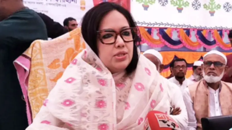 বন্যার টাকার হিসাব নিয়ে তোপের মুখে আসিফ, স্বাস্থ্য অধিদপ্তরের নতুন ডিজি প্রভাত চন্দ্র বিশ্বাস