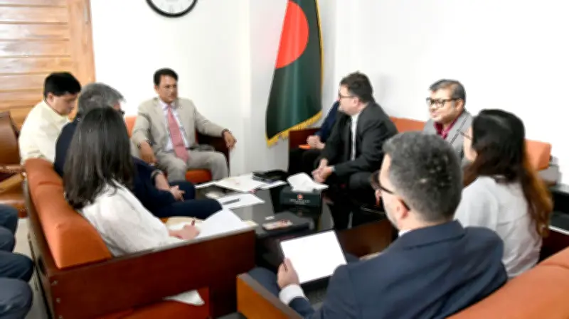 শিক্ষামন্ত্রীর বিশ্বব্যাংক ও এডিবির সহায়তা কামনা, প্রধানমন্ত্রীর খাল খনন প্রকল্প উদ্বোধন