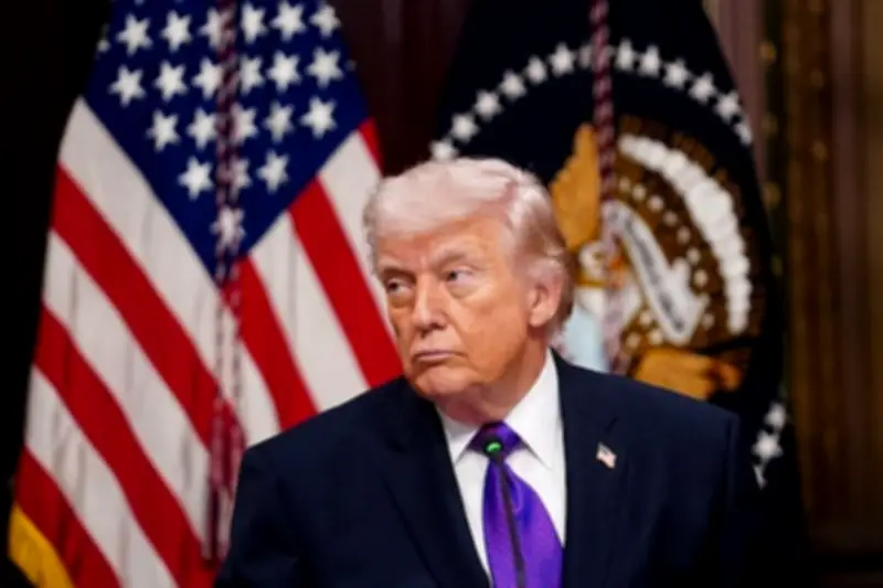 ইরান যুদ্ধ থেকে বেরোনোর তাগিদ ট্রাম্পের উপদেষ্টাদের, রাজনৈতিক ও অর্থনৈতিক ঝুঁকি আশঙ্কা