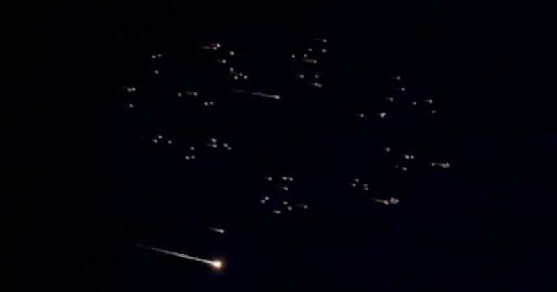 ইসরায়েলি প্রতিরক্ষা বাহিনীর দাবি: ইরানের হামলায় গুচ্ছবোমার ব্যবহার