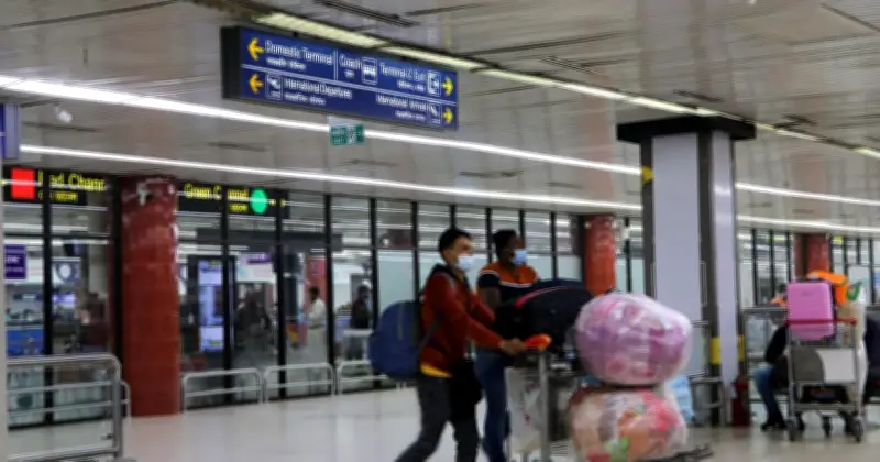 ইরান হামলার প্রভাবে ঢাকার বিমানবন্দরে ফ্লাইট বাতিলের সংখ্যা বাড়ছে