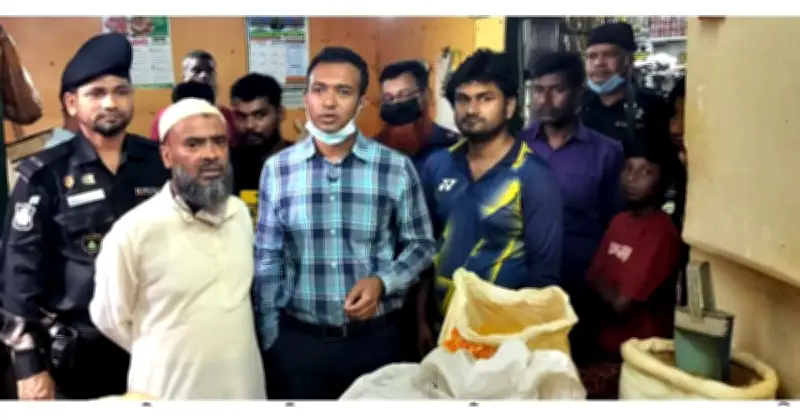বগুড়ায় মসলার দোকানে অভিযান: ৭০ হাজার টাকা জরিমানা, নিম্নমানের পণ্য উদ্ধার