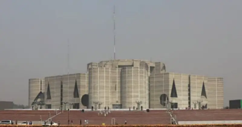 ত্রয়োদশ সংসদের প্রথম অধিবেশন আগামীকাল, বিএনপির সংসদীয় দলের বৈঠক চলছে