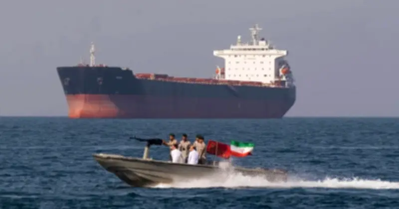 হরমুজ প্রণালীতে ট্যাংকার পাহারার মার্কিন দাবি নিয়ে ইরানের উপহাস, হোয়াইট হাউস অস্বীকার