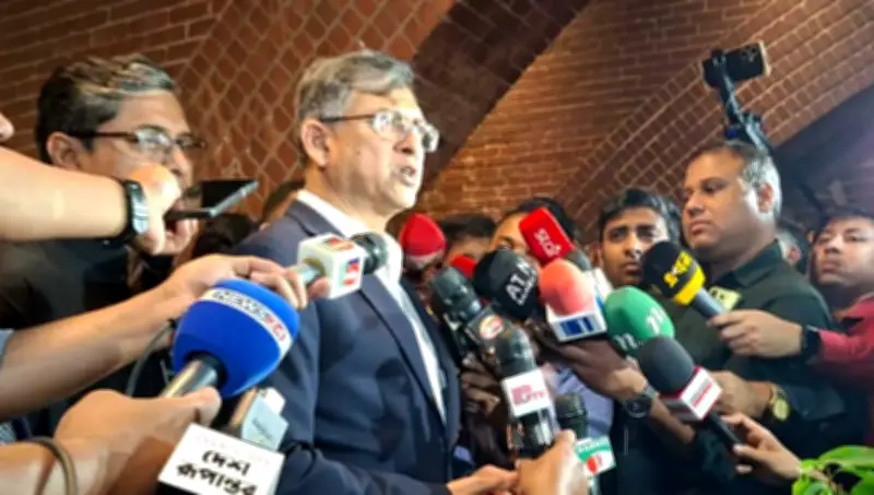 বাংলাদেশে অনলাইন শিক্ষার ভবিষ্যৎ: ডিজিটাল প্ল্যাটফর্মের সম্ভাবনা ও চ্যালেঞ্জ