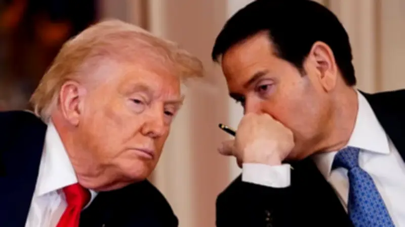 ট্রাম্প প্রশাসনে জ্বালানি তেলের মূল্যবৃদ্ধি নিয়ে উদ্বেগ, হরমুজ প্রণালি বন্ধে সংকট তীব্র