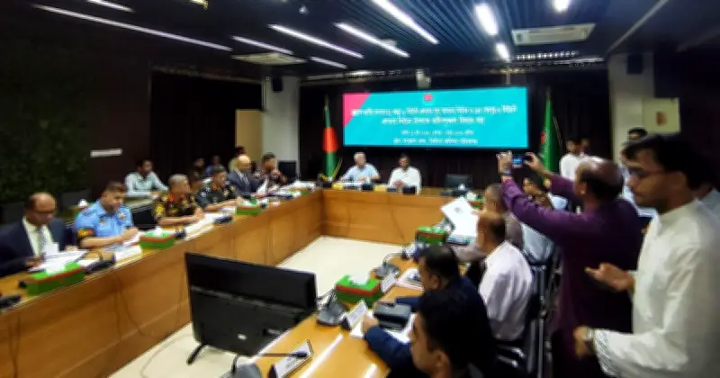 শেরপুর-৩ ও বগুড়া-৬ আসনের নির্বাচন: আইনশৃঙ্খলা নিয়ে ইসির বৈঠক