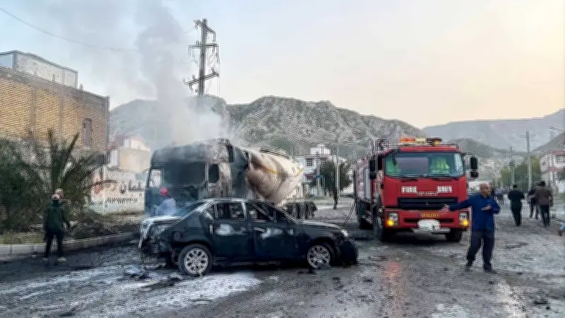 নবায়নযোগ্য শক্তির বিশ্বে ভূ-রাজনীতি: হরমুজ প্রণালির হুমকি থেকে মুক্তির স্বপ্ন