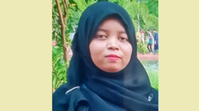 লোহাগাড়ায় গরুর আঘাতে এসএসসি পরীক্ষার্থীর মৃত্যু, পাকিস্তান ক্রিকেটে নাহিদের ৫ উইকেট