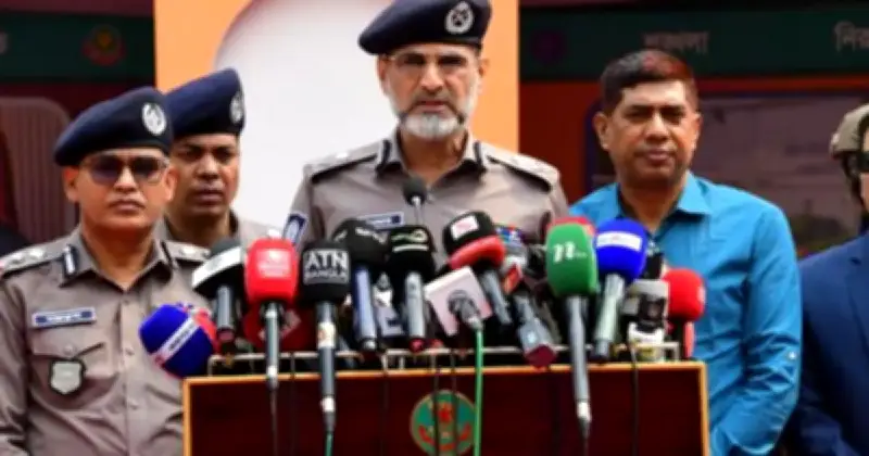 ঈদযাত্রায় দুর্ঘটনা রোধে ডিএমপি কমিশনারের নির্দেশ: প্রতি বাসে দুজন চালক বাধ্যতামূলক