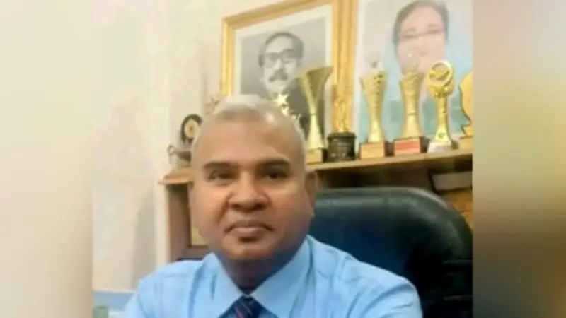 সন্ত্রাসবিরোধী আইনে ঢাবি অধ্যাপক গ্রেপ্তার, ইসরায়েলের নয়া সতর্কতা ও আন্তর্জাতিক উত্তেজনা