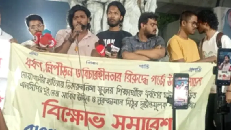 লঞ্চে কলেজছাত্রী ধর্ষণ: দুই এনসিসি নেতা গ্রেপ্তার, সন্ত্রাসবিরোধী আইনে ঢাবি অধ্যাপক আটক