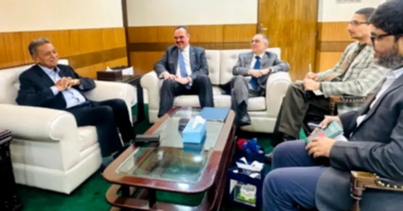 রাশিয়া থেকে তেল আমদানিতে মার্কিন অনুমতি চাইল বাংলাদেশ, ভারতের আদলে ওয়েভার প্রত্যাশা