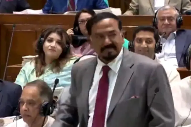 বাংলাদেশে অনলাইন শিক্ষার নতুন সম্ভাবনা: ডিজিটাল প্ল্যাটফর্মে শিক্ষার্থীদের অংশগ্রহণ বাড়ছে