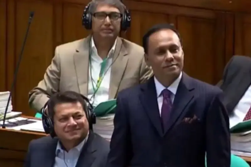 বাংলাদেশে অনলাইন শিক্ষার নতুন সম্ভাবনা: প্রযুক্তি ও শিক্ষার সমন্বয়