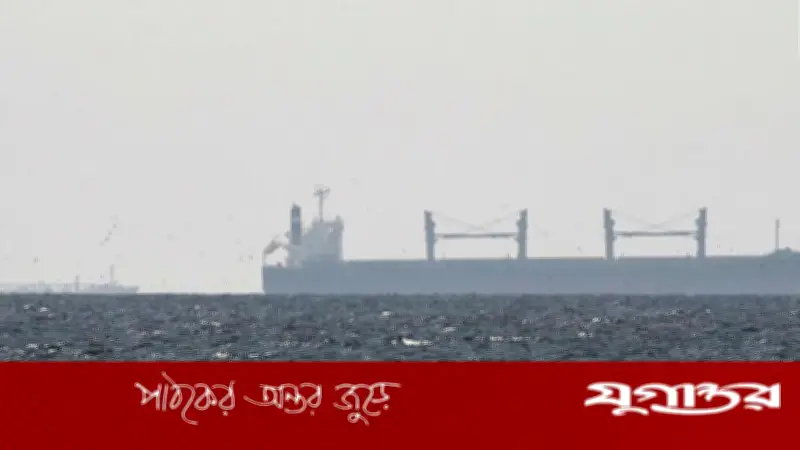 ইরানের অনুমতিতে হরমুজ প্রণালি দিয়ে ভারতীয় তেলবাহী জাহাজ চলাচল শুরু