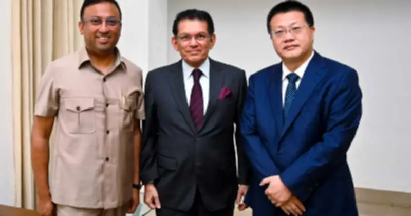 চীনের ভাইস মিনিস্টার সুন ওয়েইডংয়ের ঢাকা সফর: দ্বিপক্ষীয় সম্পর্কের নতুন অধ্যায়