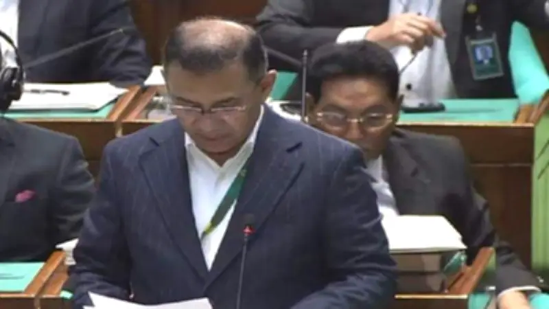 ইরানের সর্বোচ্চ নেতা খামেনির মৃত্যুতে সংসদে শোকপ্রস্তাব, নতুন স্পিকারের অধিবেশন শুরু