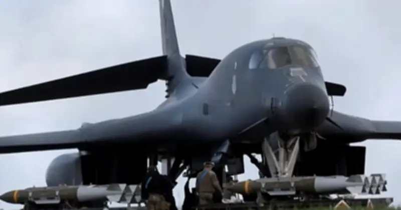 ইরানে হামলা জোরদারে নতুন প্রস্তুতি: যুক্তরাষ্ট্রের বি-১ বোমারু বিমানে 'বাংকার বাস্টার' বোমা মজুত