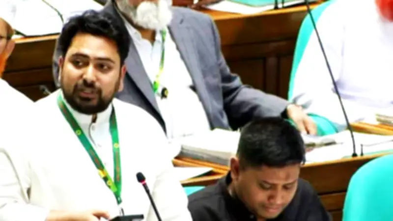 বাগেরহাটে ভয়াবহ সংঘর্ষে নিহত ১২, রাশিয়ার তেল কেনায় যুক্তরাষ্ট্রের অনুমতি চাইলো সরকার