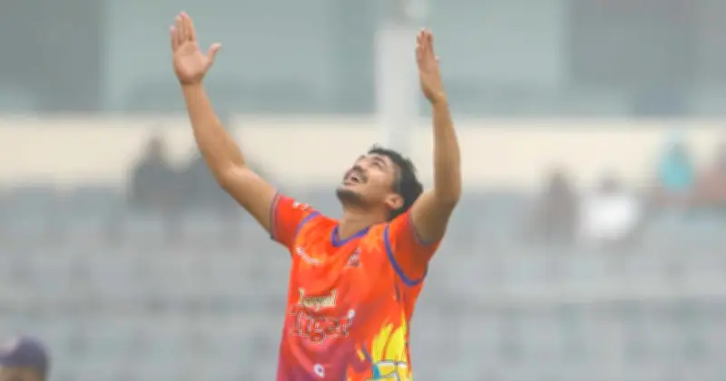 ক্রিকইনফো অ্যাওয়ার্ডে তাসকিন আহমেদ: টি-টোয়েন্টি লিগের সেরা বোলিং পারফরম্যান্সের স্বীকৃতি