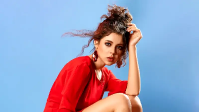 মডেল মনিকা কবিরের বিরুদ্ধে পথচারীকে মারধরের অভিযোগে মামলা, আদালত তদন্তের নির্দেশ